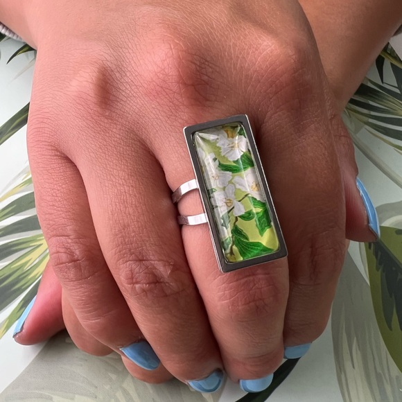 Floral Retro Rectangular Statement Rings, Cottagecore Flower Rings - Picture 8 of 16